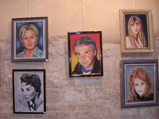 Patricia Kass, Elizabeth Taylor, Michel Sardou, Hélène, Mylène Farmer